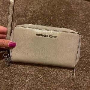 Michael Kors wallet